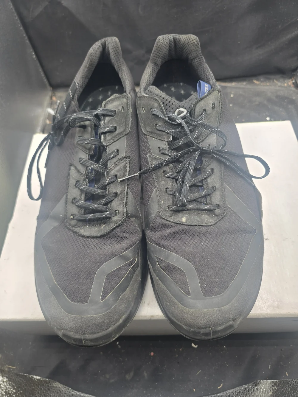 Ecco Men's‎ Black Low-Profile Lace-Up Sneakers